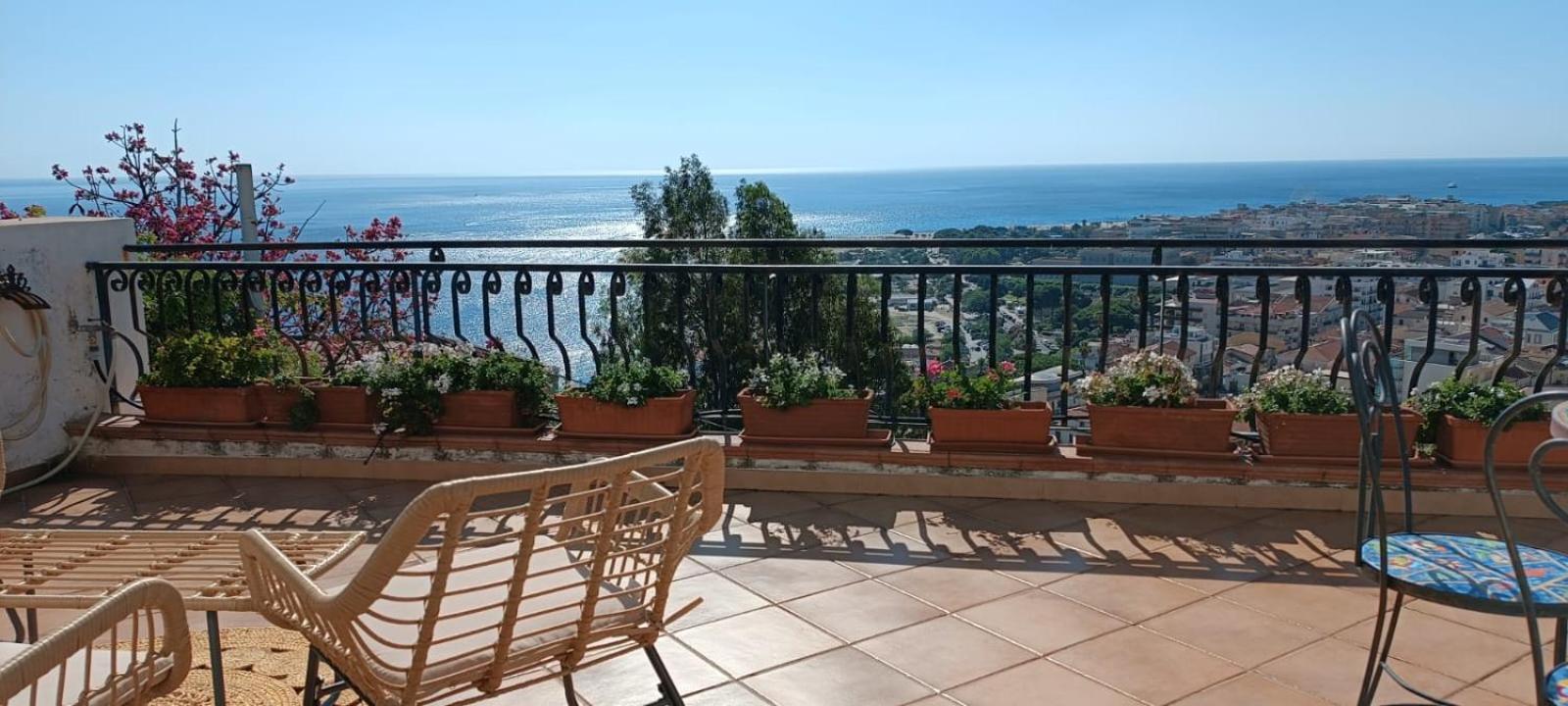 سوفيراتو مارينا Velalatina Residence B&B Soverato - Camera Maestrale & Camera Tramontana المظهر الخارجي الصورة